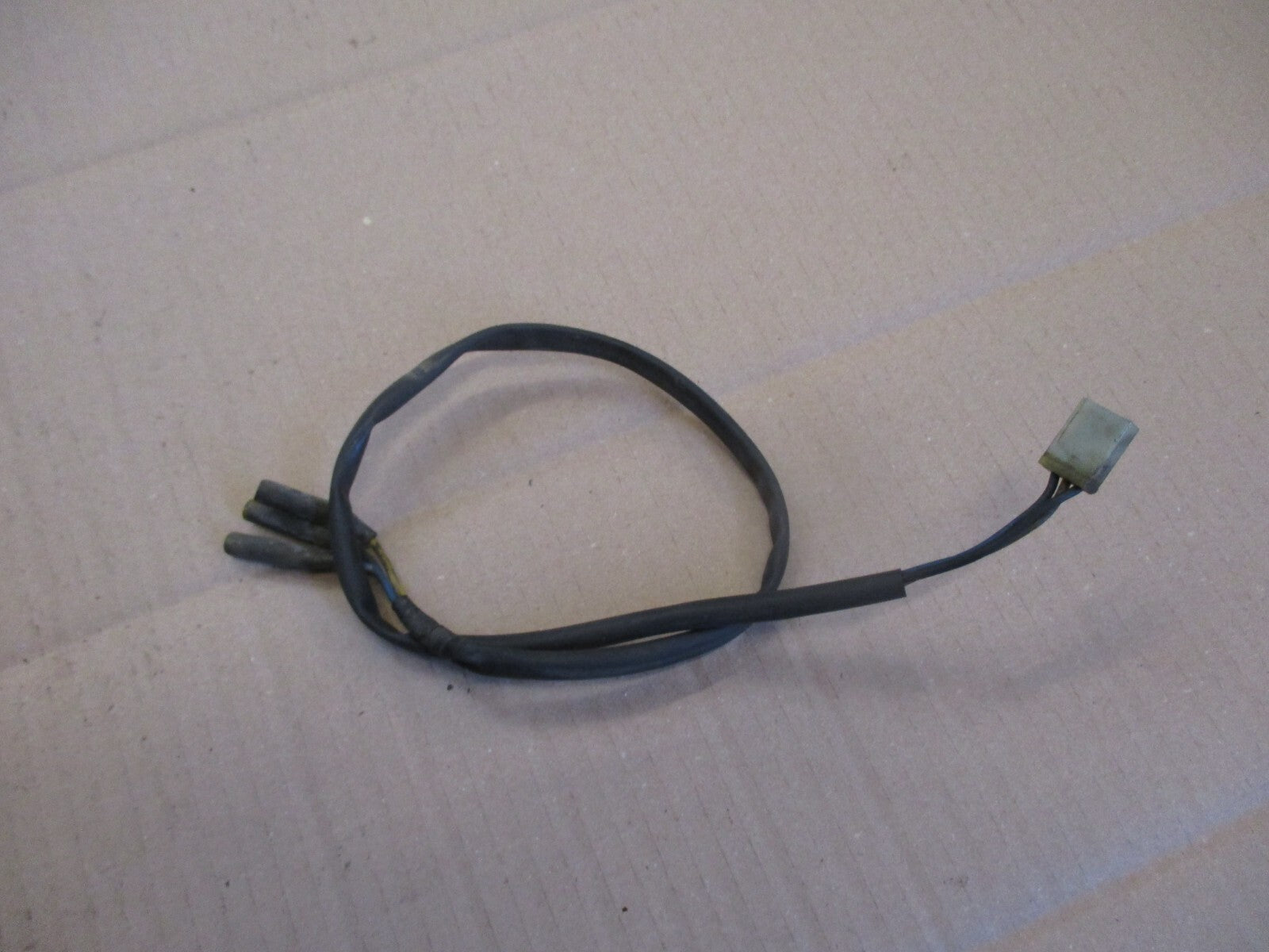 Circuit électrique de feu arrière pour Yamaha 50 DT MX - 1RE