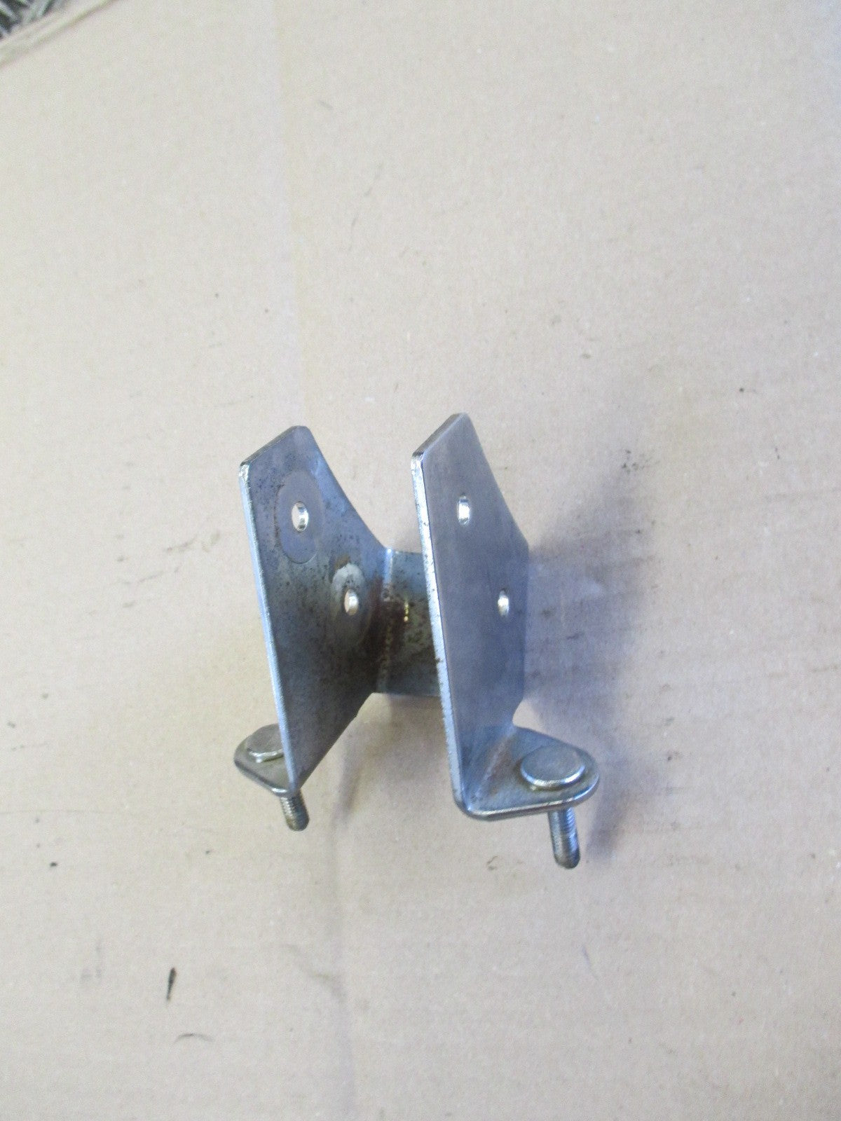Support inférieur de phare pour Honda 600 VT C Shadow - PC21