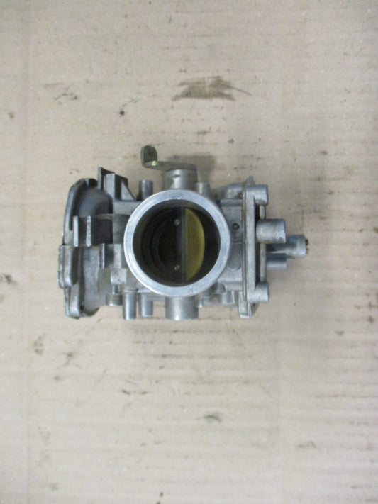 Corps de carburateur gauche pour Suzuki 750 DR - 800 DR - SR41A - SR42A
