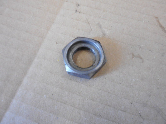 Ecrou de fixation pignon sortie de boite pour Yamaha 125 DTF - DTE - 1F9