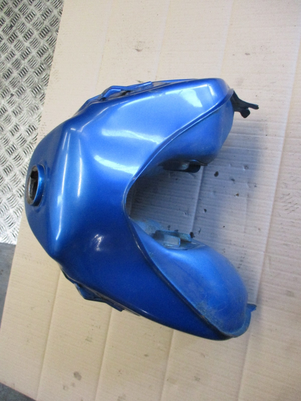 Réservoir d'essence pour Suzuki 650 DR RS SE - SP42A - SP43A