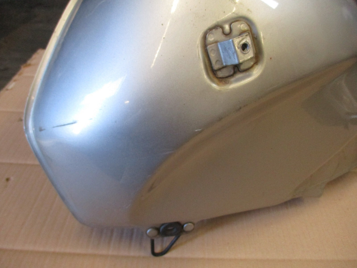 Réservoir d'essence pour Honda 125 XLV Varadéro - JC32 - Phase 1