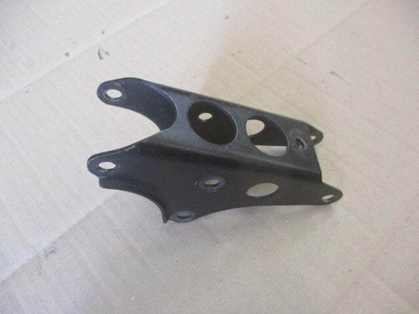 Sabot étrier avant de fixation moteur pour Yamaha 125 XT - 12V - 3YU