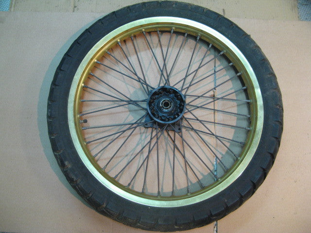 Roue avant pour Suzuki 600 DR - SN41A - Couleur "or"