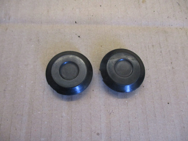 Bouchons d'axe de bras oscillant pour Honda 125 CBR - JC34