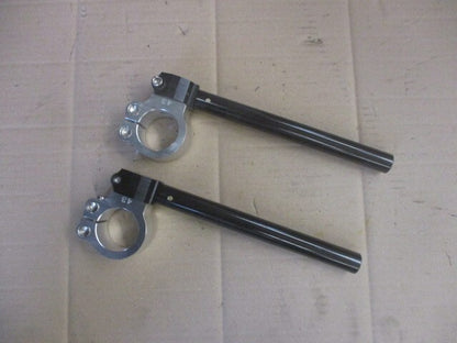 Demis guidons bracelets réglables NEUFS diamètre 43mm Honda 600 CBR ou autres