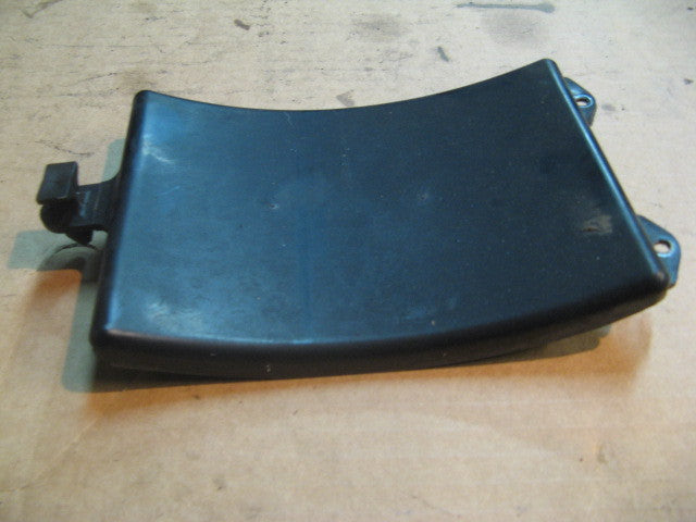 Trappe porte document sous selle pour Honda 125 XLS