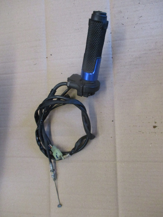 Poignée d'accélérateur + cable pour Honda 125 CBR - JC34