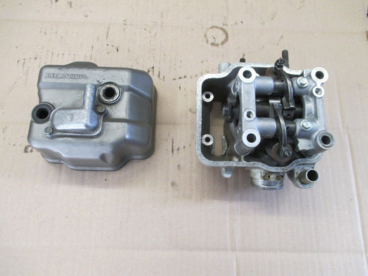 Culasse complète pour Honda 125 CBR - JC34
