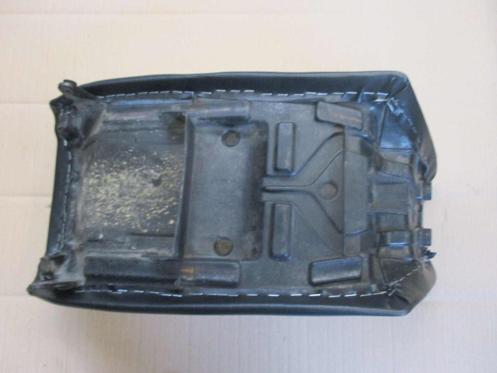 Selle refaite à neuf pour Yamaha 600 Ténéré - 34L