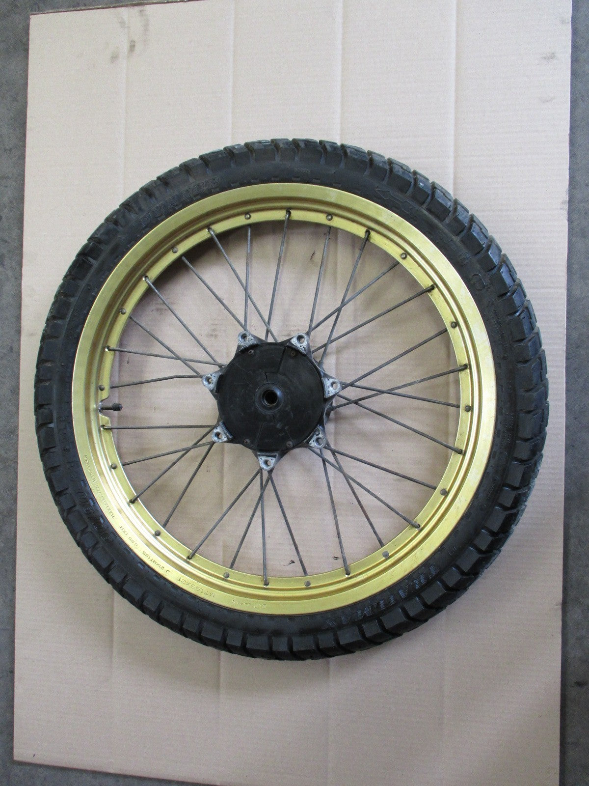 Roue avant arrière avec pneu DUNLOP peu roulé Honda 600 XLL - XLM - XLLM - PD04