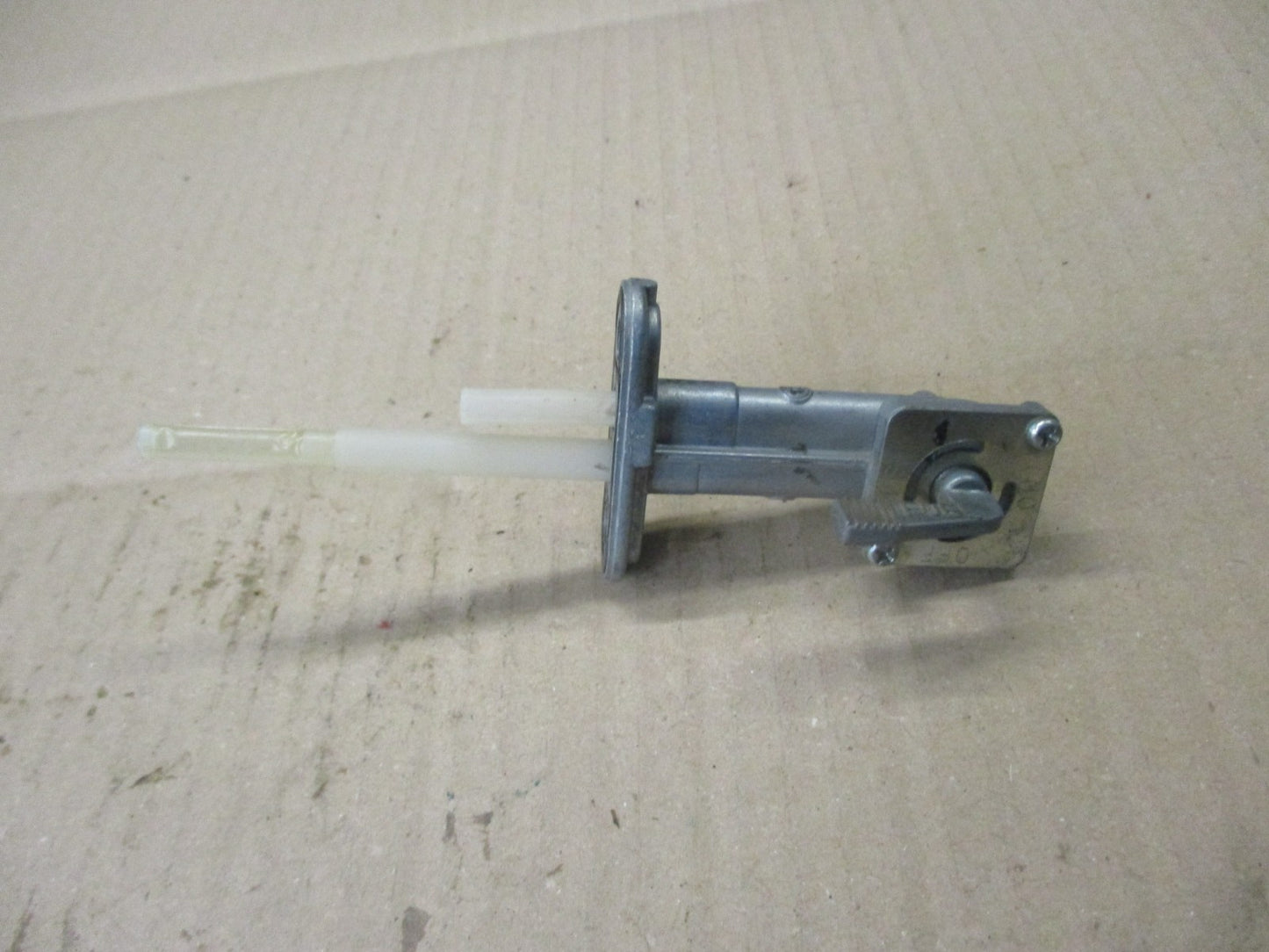 Robinet d'essence pour Kawasaki 125 KMX - MX125B