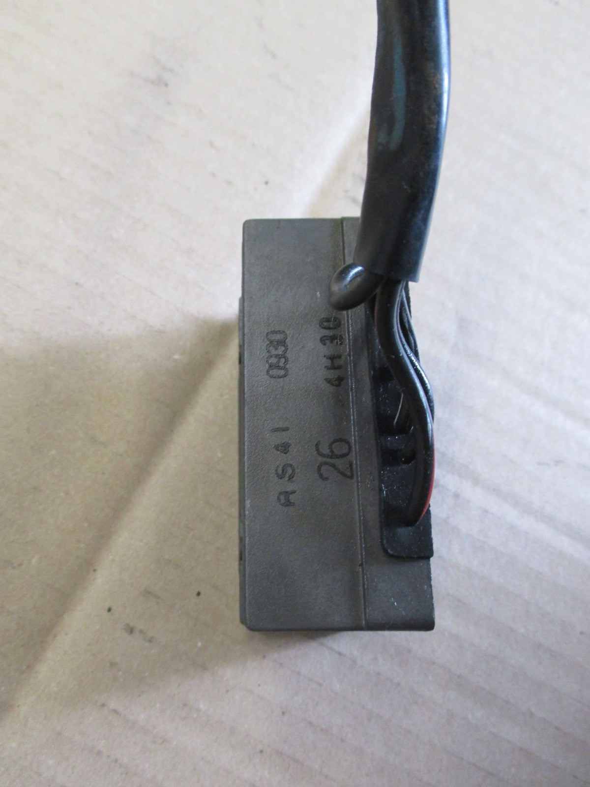 Régulateur de tension Suzuki 600 DR - SN41A - modèle avec frein disque arrière