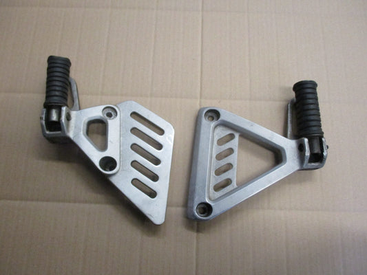 Cales pieds arrière pour Yamaha 600 XTK - XTE - 3TB