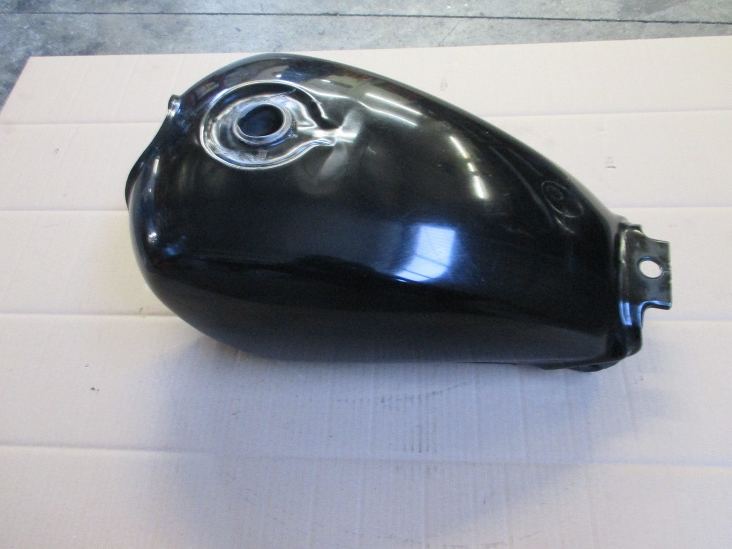 Réservoir d'essence pour Honda 125 CM - JC05