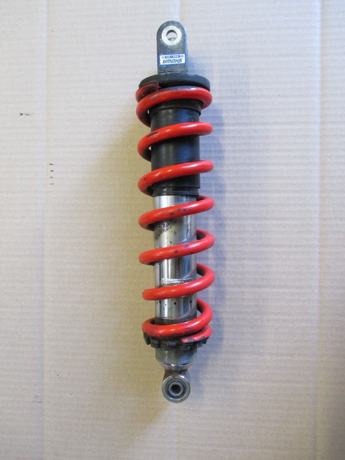 Amortisseur référence MAK-621 pour Honda 650 SLR - RD09