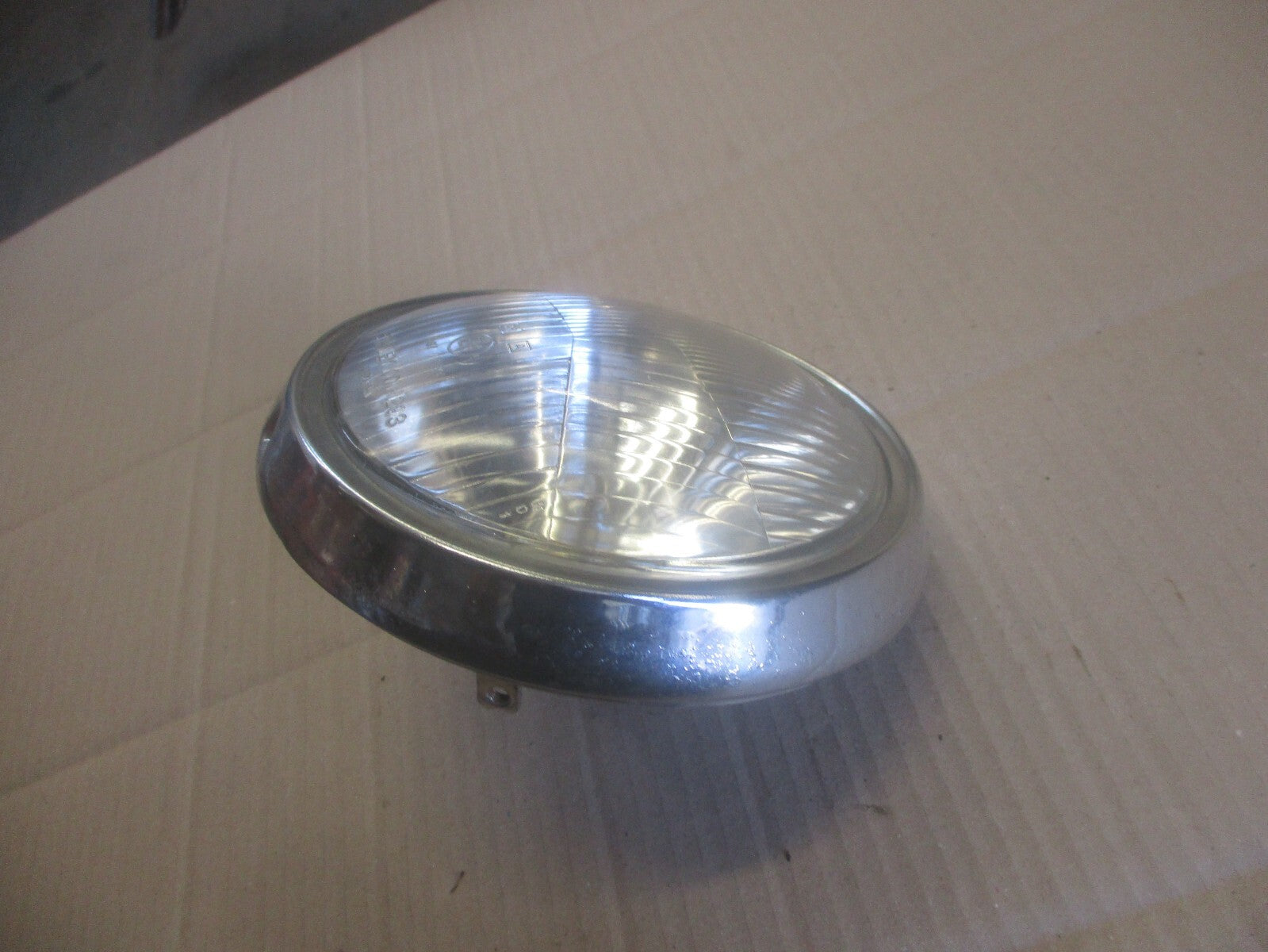 Optique de phare STANLEY 0001-1293 + cerclage pour Honda 125 CM - JC05