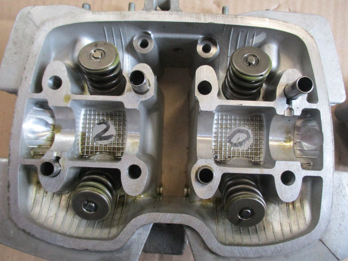 Culasse complète pour Honda 125 CM - JC05