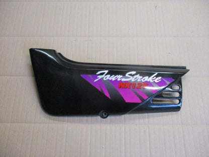 Cache latéral gauche pour Honda 125 NX Transcity - JD12