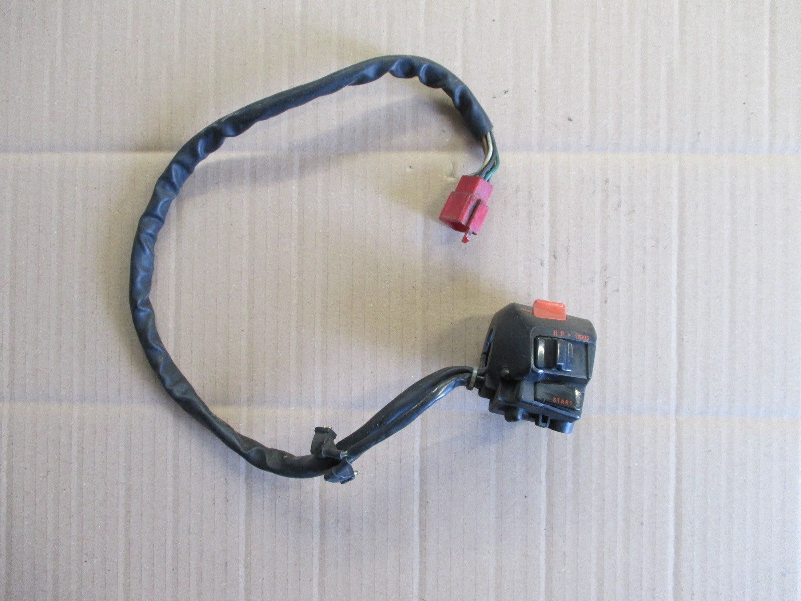 Cocotte droite pour Honda 750 VFR - RC24 - 88/89