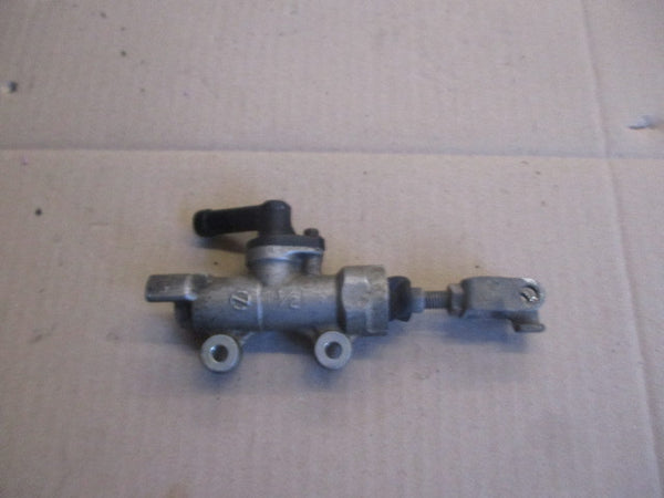 Maitre cylindre de frein arrière pour Honda 650 NX Dominator - RD02 - RD08A