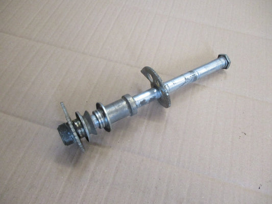 Axe de roue arrière pour Yamaha 125 DTR - DTRE