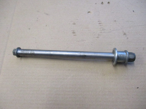 Axe de roue avant pour Suzuki 650 DR - SP41A