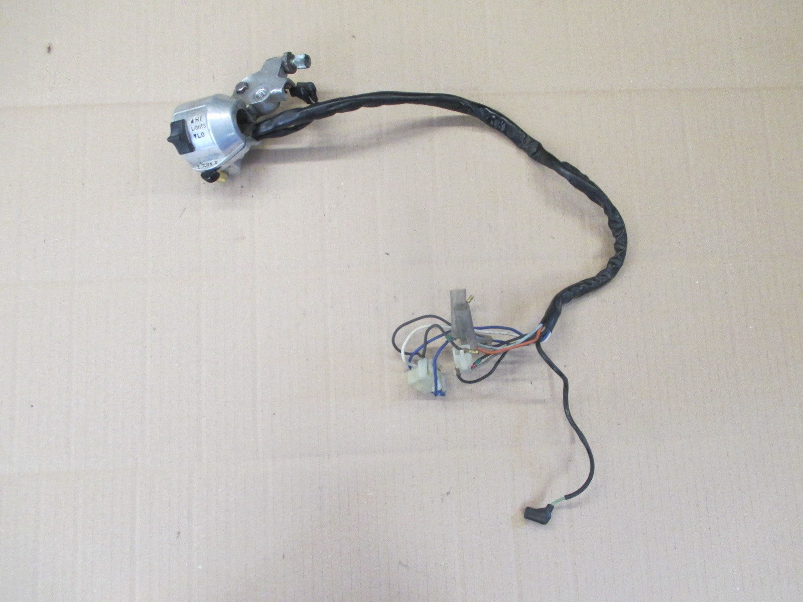 Support levier d'embrayage + cocotte gauche pour Honda 125 CM - JC05