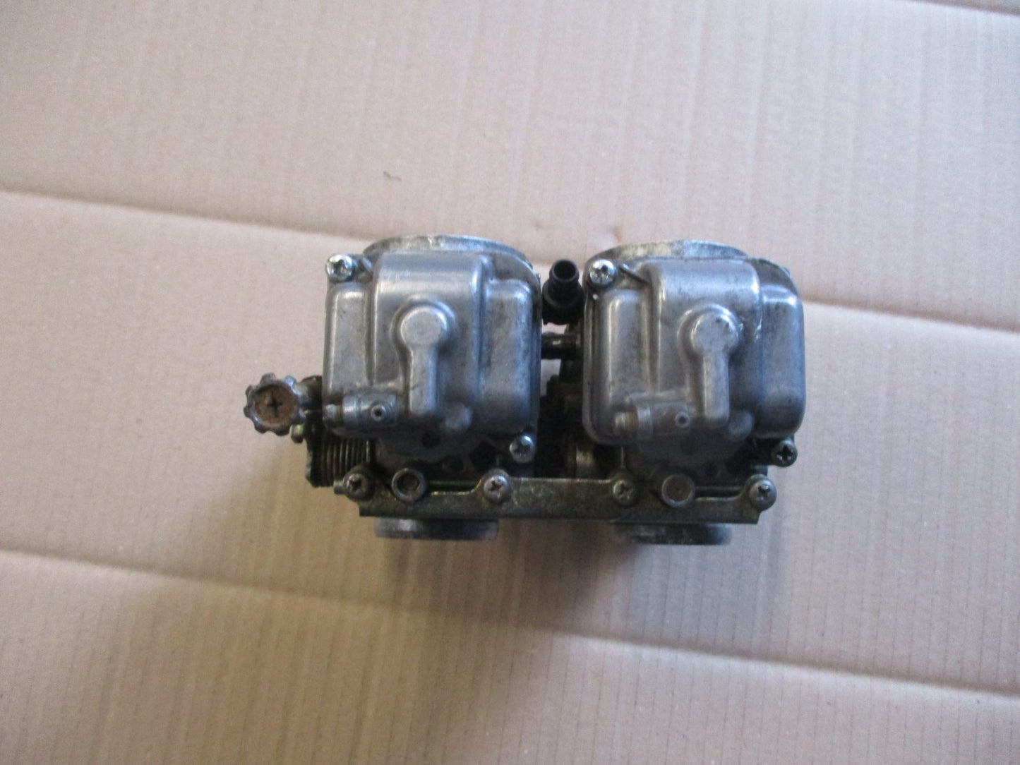 Carburateur pour Suzuki 800 DR - SR42A - SR43A