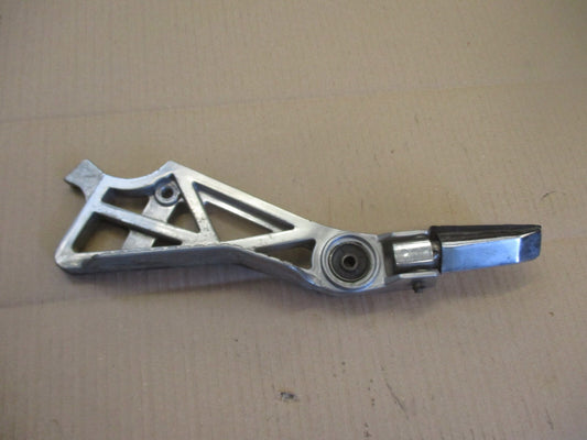 Platine cale pied arrière gauche pour Yamaha 750 FZX - 2JE - 4AM