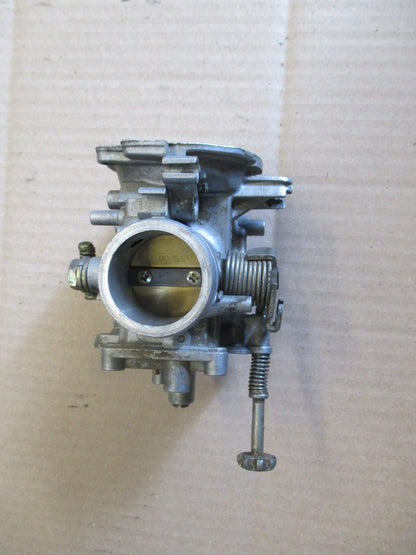 Corps de carburateur gauche pour Suzuki 750 DR - SR41A