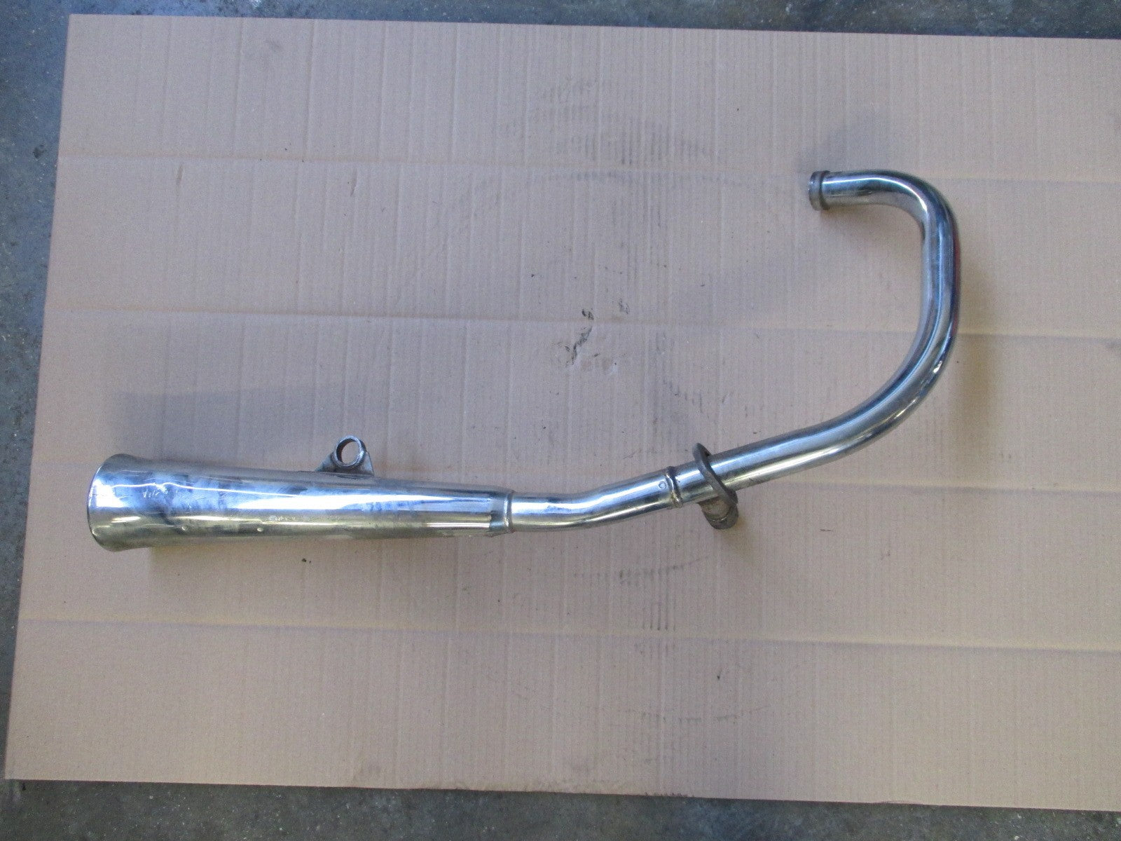 Pot d'échappement droit et gauche pour Honda 125 CM - JC05