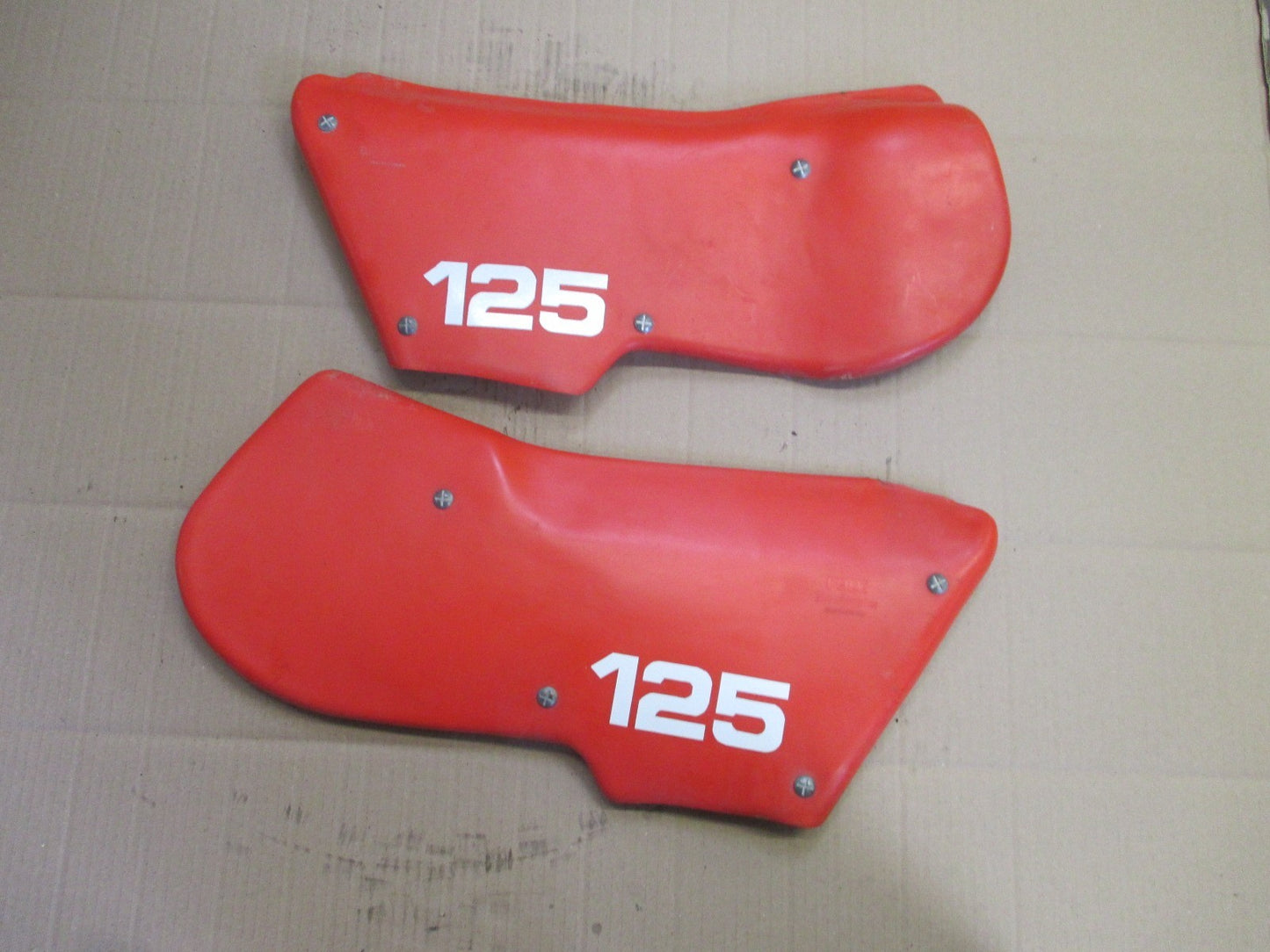 Cache latéral gauche et droit pour Yamaha 125 DTMX - 2A8