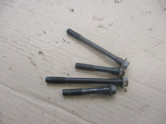 Vis de fixation cylindre pour Honda 600 XLL - XLM - XLLM - PD04