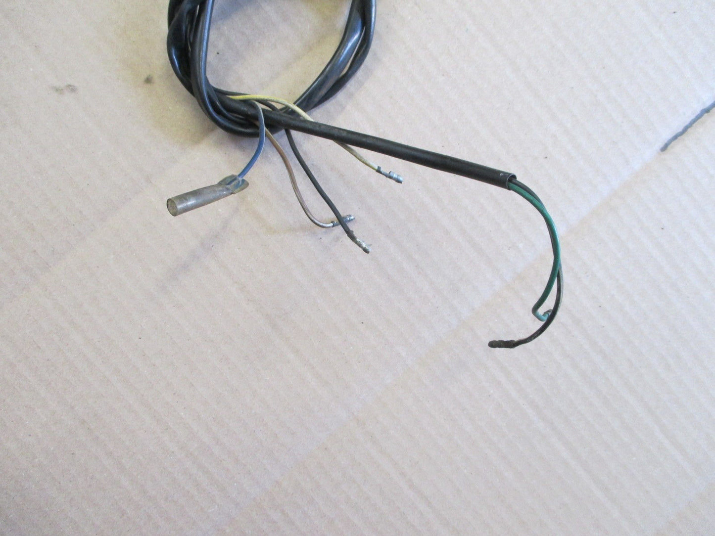 Commodo droit pour Honda 125 XLS - XR - (avec 4 + 2 cosses)