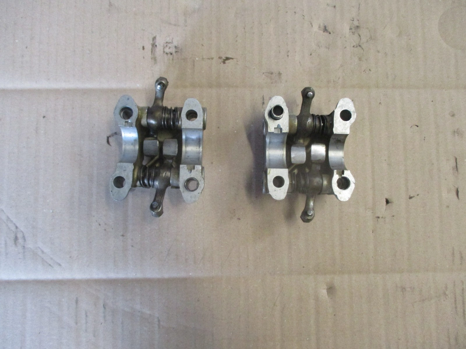 Culbuteurs + palliers pour Honda 125 CBT - CB125T - 125 Twin