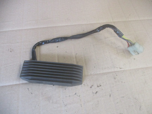Régulateur SH576A-12 pour Suzuki 650 DR RS SE - SP44A