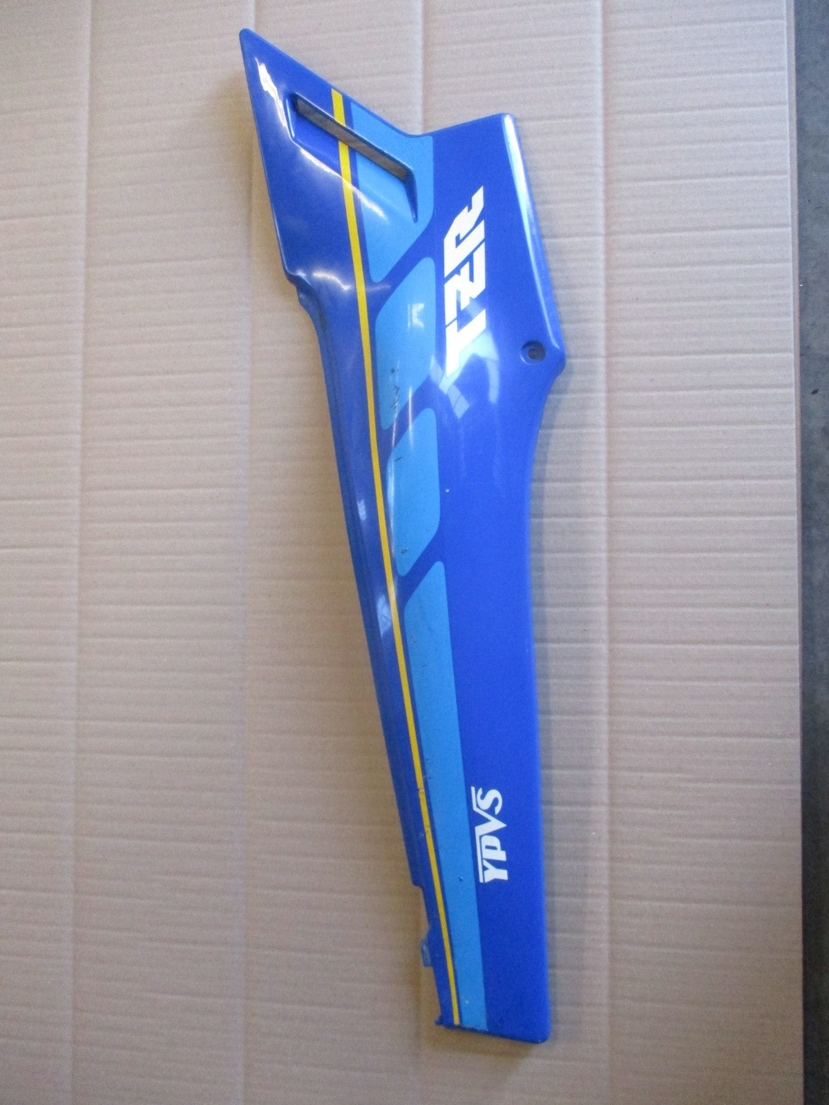 Cache latéral droit pour Yamaha 125 TZR - 2RL
