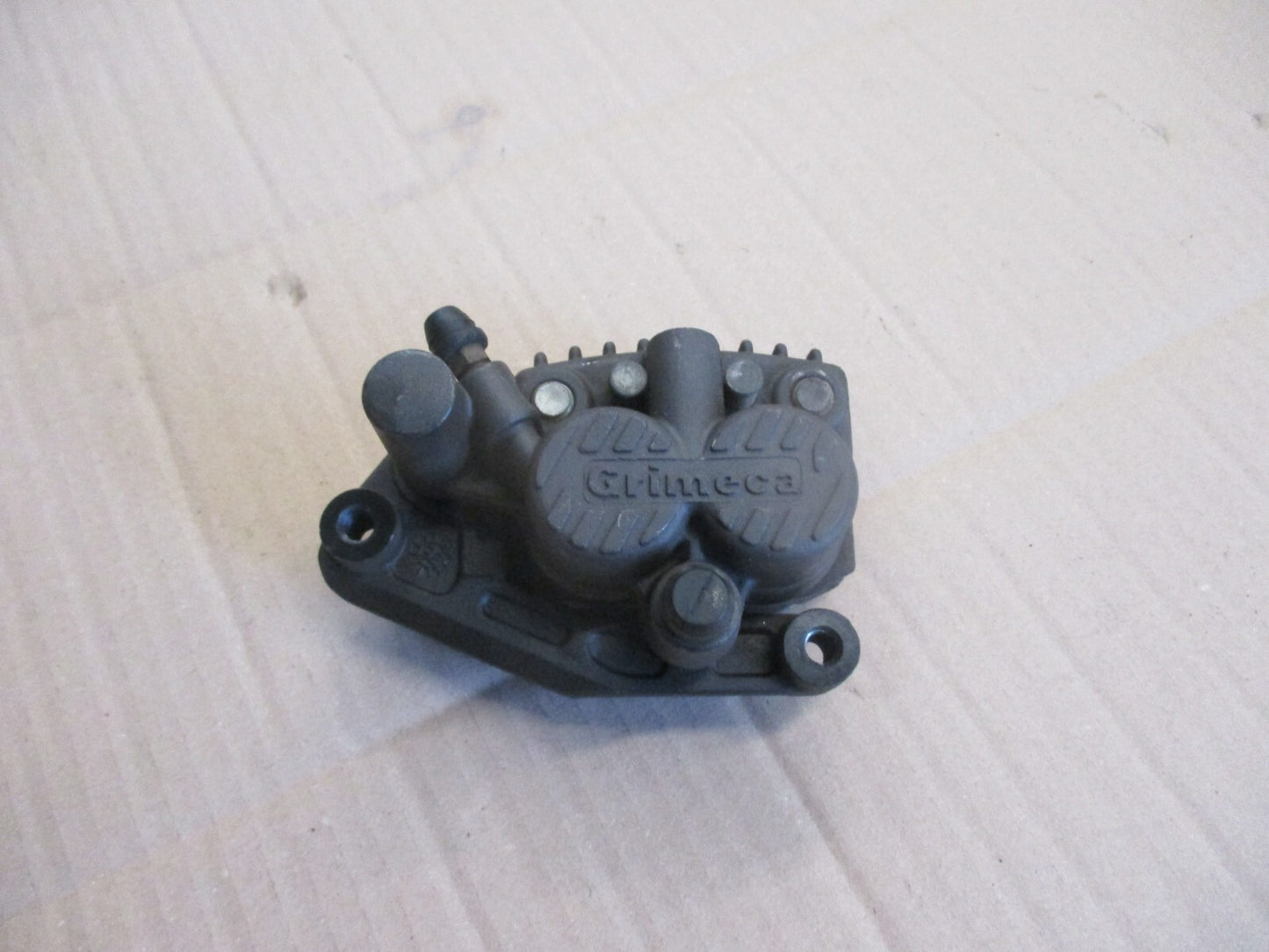 Etrier de frein avant pour Honda 600 XLR - PD03