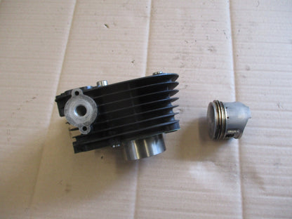 Cylindre / piston pour Yamaha 125 SR - 10F