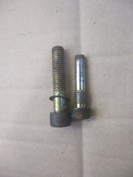 Vis de fixation  étrier de frein avant pour Yamaha 125 TDR modèle 3XD