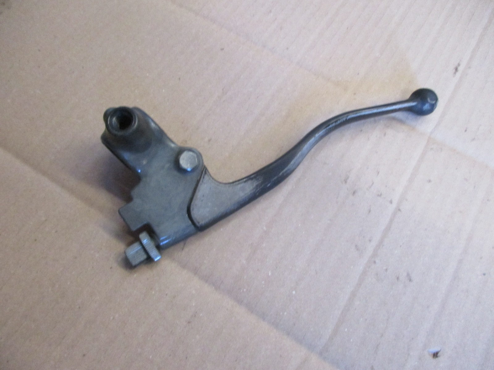Poignée d'embrayage pour Honda 125 XLV Varadéro - JC32