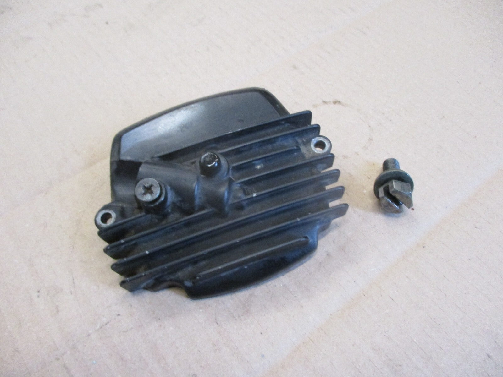 Cache pignon de distribution + entraineur compte tours pour Yamaha 125 XT