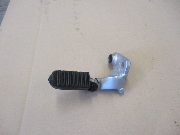 Cale pied avant droit Honda 750 Africa twin - XRV - RD04