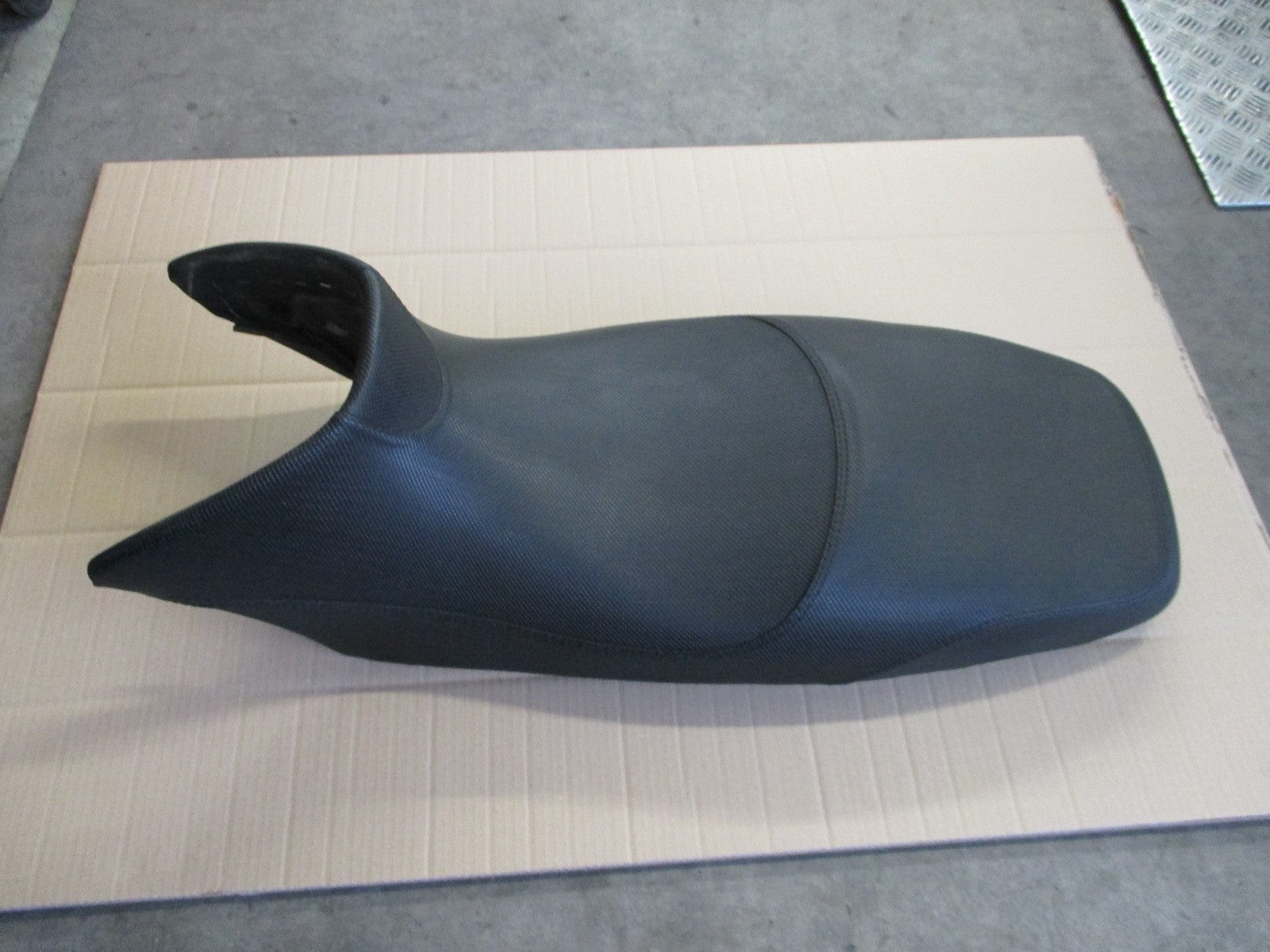 Selle refaite pour Honda 125 XLV Varadéro - JC32