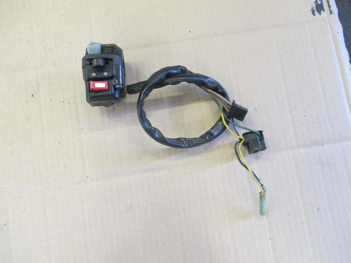 Commodo gauche pour Yamaha 125 DTR type 4BL à kick, sans demarreur