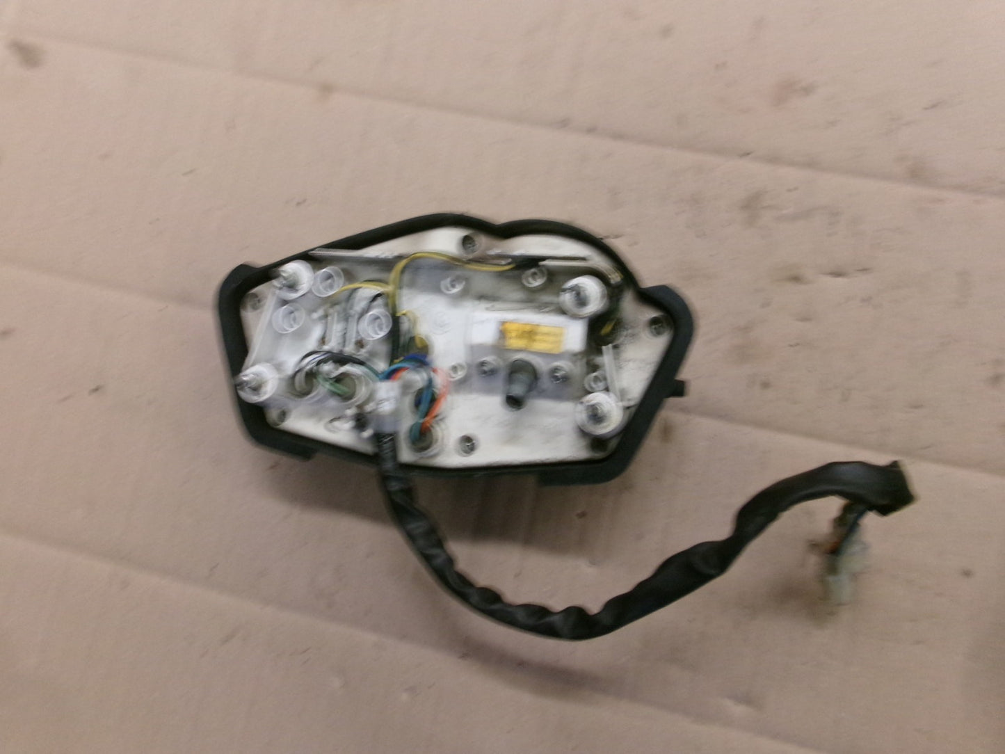 Bloc compteur 25003 kms pour Honda 125 CBF - JC40A