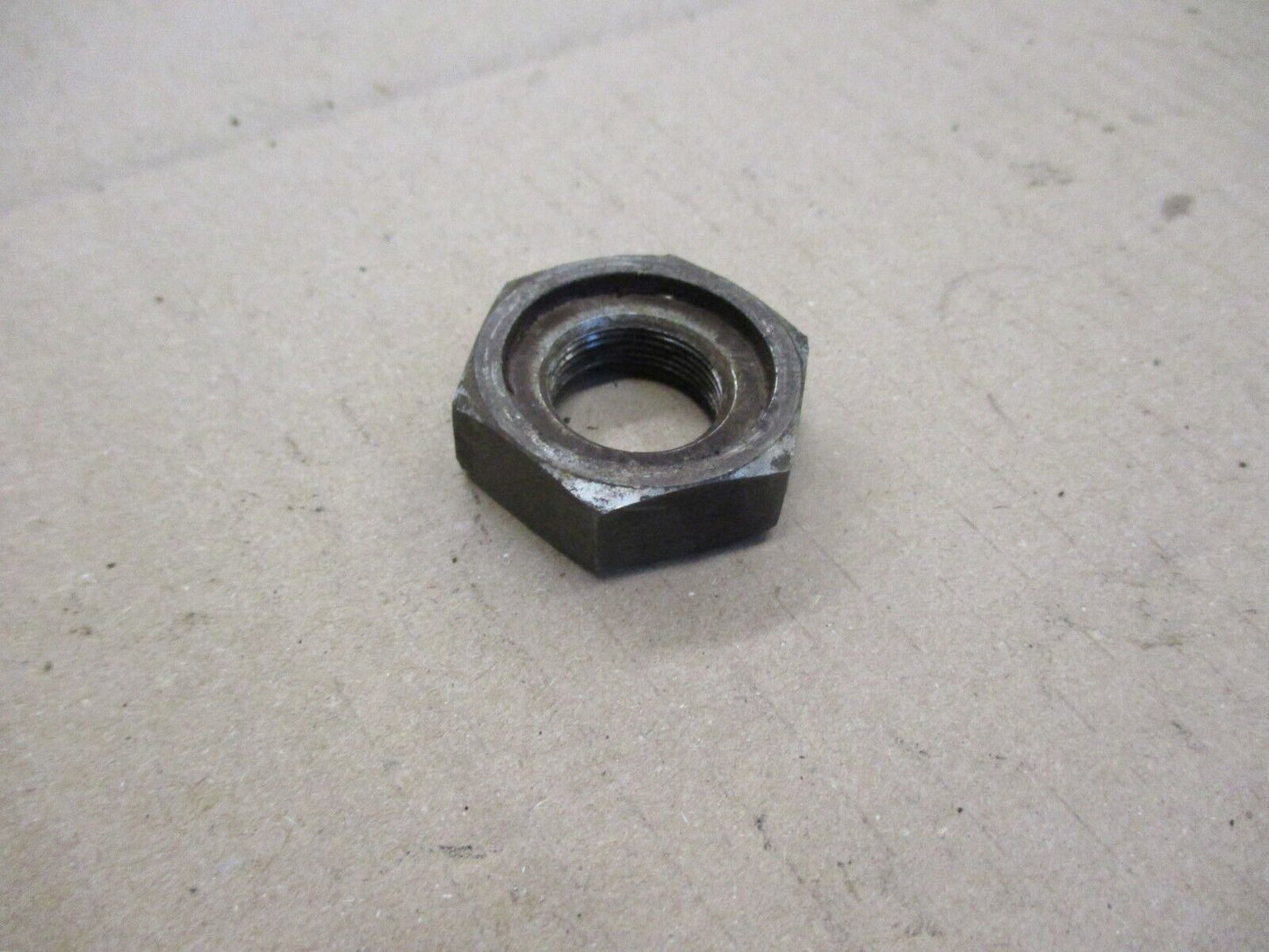 Ecrou de fixation pignon sortie de boite Yamaha 660 XTX - XTR - DM014 - DM01B
