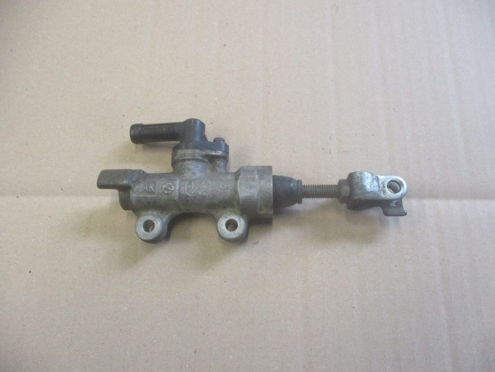 Maitre cylindre BREMBO de frein arrière pour Honda 650 SLR - RD09
