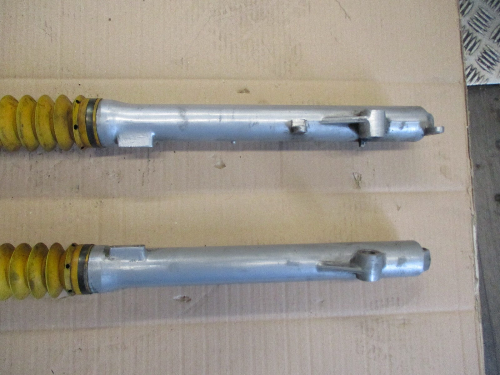 Fourche pour Yamaha 125 Ténéré - BLG